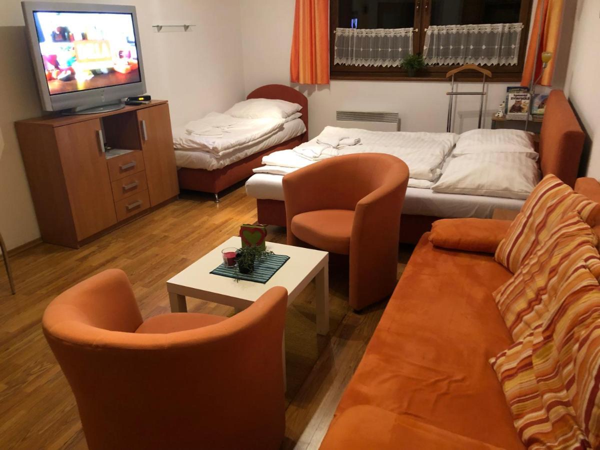 Zazi Apartmany Fatrapark Hrabovo Ruzomberok Exterior photo